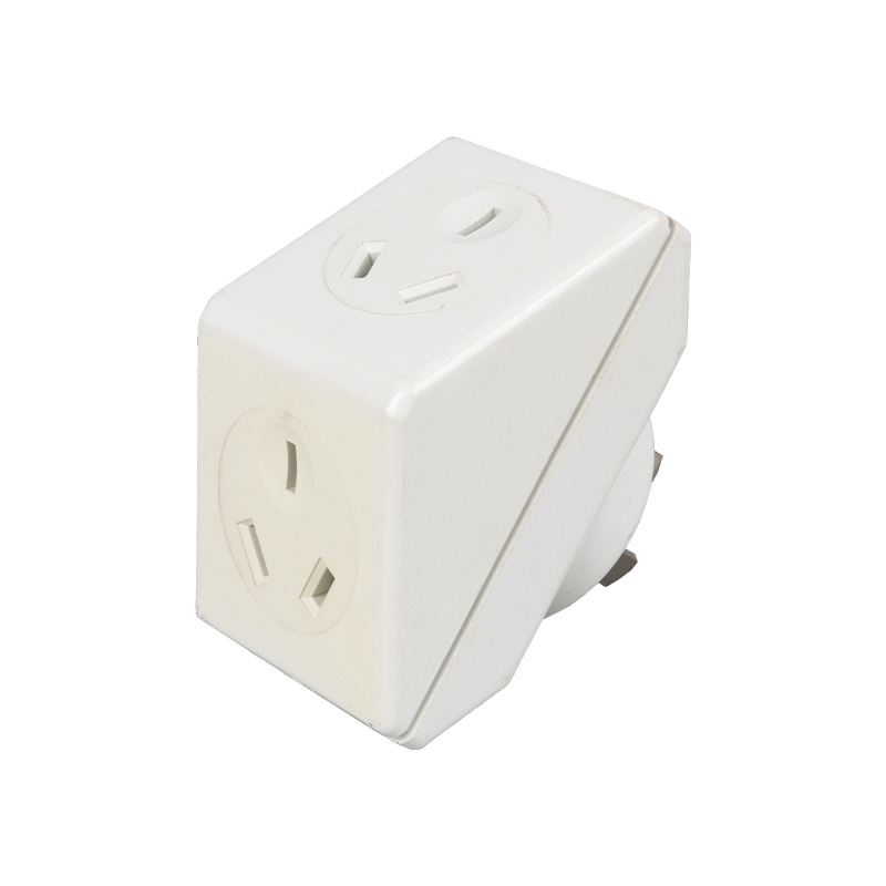 10A 250V ตัวแปลงไฟปลั๊กสามเหลี่ยมที่ปลอดภัยและเป็นสากล